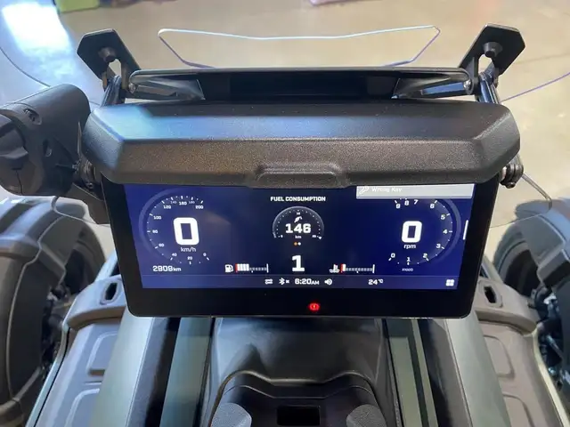 2025 Can-Am Canyon Redrock Edition in Street, Cruisers & Choppers in Kitchener / Waterloo - Image 13