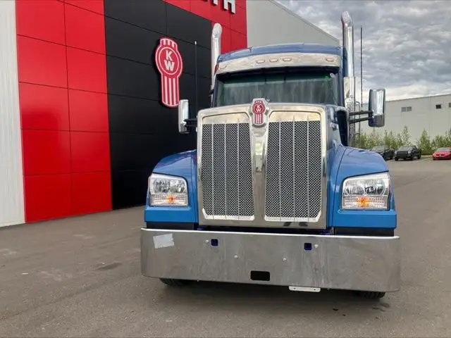 2026 KENWORTH W990 in Heavy Trucks in Moncton - Image 5