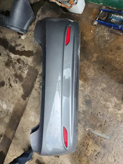 COMPLETE REAR BUMPER GOOD SHAPE OFF OF A 2011 HYUNDAI SONATA