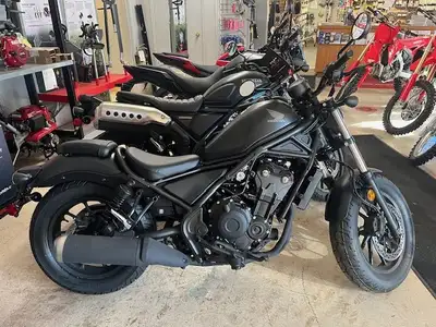 2025 Honda Rebel 500 CMX500A SAVE $300 NOW $7999 plus freight and prep ($8834) plus tax plus licensi...