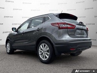 Win a score on this certified 2023 Nissan Qashqai while we have it. Spacious but easy-moving, its tr... (image 3)