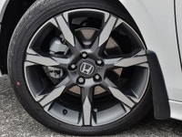 Engine: 2L 4cyl. L/100Km City: 4.7 L/100Km Hwy: 5.1 (image 7)