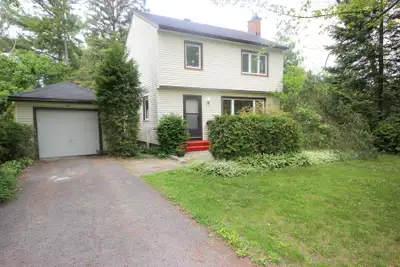 House for Rent Ottawa 821 Eastbourne Ave