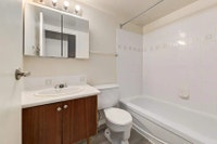 Amenities: Quiet Building • Great Location • Park Views Suite & Building: Bachelor, one-bedroom, two... (image 5)