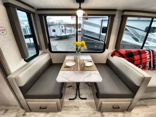 2025 EAST TO WEST Alta 3150KBH in Travel Trailers & Campers in Bedford - Image 37