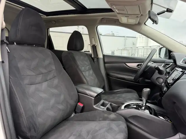 2016 NISSAN ROGUE S PKG | AWD | CLEAN CARFAX in Cars & Trucks in Barrie - Image 12