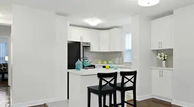 For a limited time - sign a new lease with 1/2 month free rent in the 6th and 12th month! Terms and...