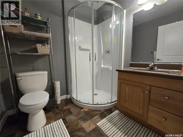 752 McTaggart DRIVE Weyburn, Saskatchewan in Houses for Sale in Regina - Image 24