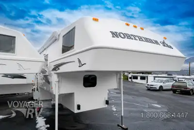 Located in Winfield, BC Call or Text 250-766-4607 Voyager RV Centre 1-800-668-1447 Black/Light Grey...