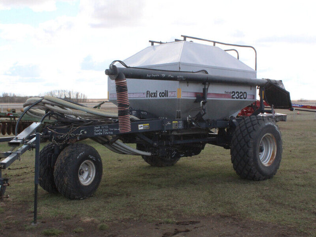 PARTING OUT Flexi-Coil 2320 Air Cart (Parts & Salvage) in Other in Brandon