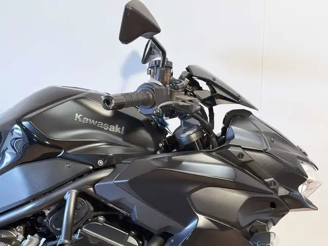 2020 Kawasaki Z H2 in Sport Bikes in City of Montréal - Image 5