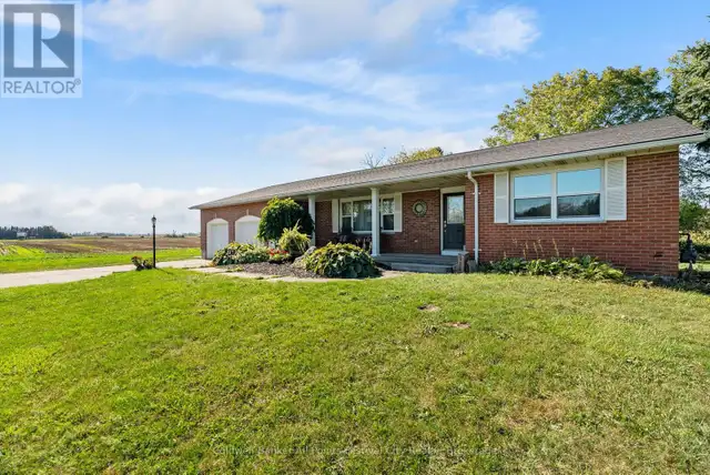 81993 BLUEWATER HIGHWAY Ashfield-Colborne-Wawanosh (Colborne), O in Houses for Sale in Grand Bend - Image 5