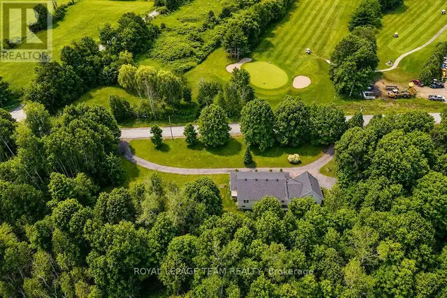 698 BARRYVALE ROAD Greater Madawaska, Ontario in Houses for Sale in Renfrew - Image 5