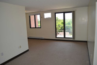 2BD APT- Heat Included! - Bruce Ave Close to University