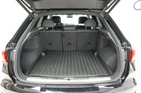 Get noticed in this beautiful Mythos Black Metallic SUV!! Treat yourself to the features you deserve... (image 9)