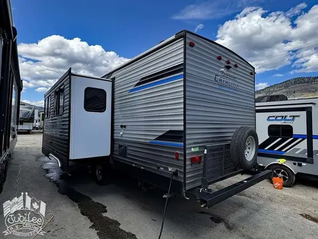 2022 ,Catalina,Coachmen RV 263BHSK in Travel Trailers & Campers in Kamloops - Image 4