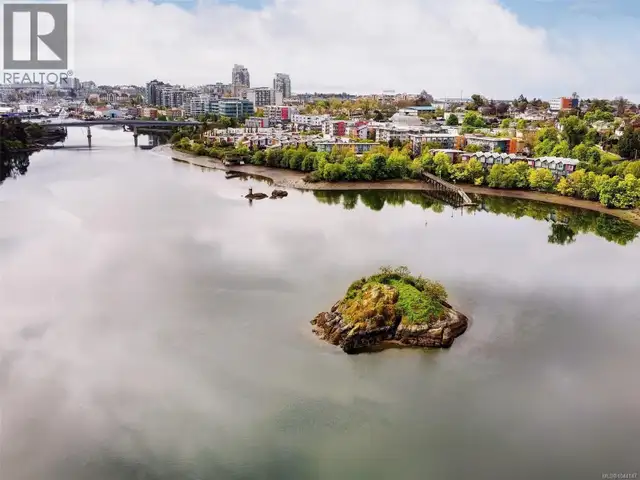 206 330 Waterfront Cres Victoria, British Columbia in Condos for Sale in Victoria - Image 38