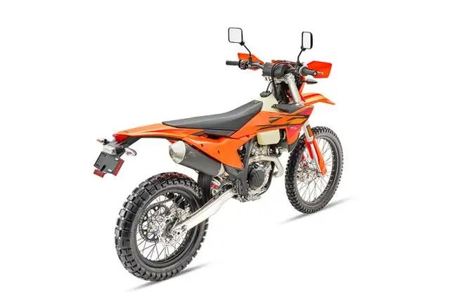 2026 KTM 500 EXC-F in Dirt Bikes & Motocross in Ottawa - Image 5