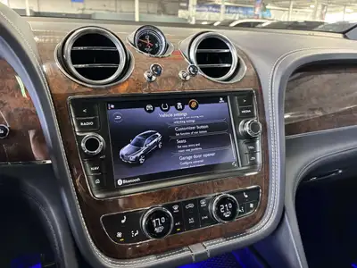 2019 Bentley Bentayga V8 AWD | NO LUX TAX | NIGHT VISION | HEADS, View more