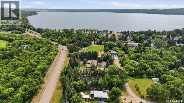 4 Pine STREET Katepwa Beach, Saskatchewan in Houses for Sale in Regina - Image 40