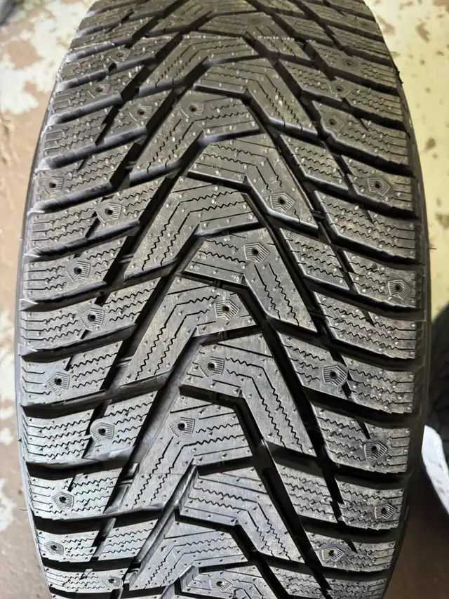 Four New 20″ 5x127 GT Strike Wheels w/ 275/55R20 Hankook Winter in Tires & Rims in Oakville / Halton Region - Image 5