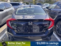 Navigate your journeys with precision and enjoy crystal-clear audio in this exceptional 2017 Honda C... (image 3)