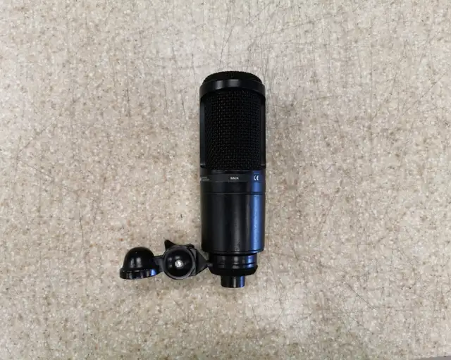Audio Technica Condenser Microphone AT2020 $79 in Pro Audio & Recording Equipment in Mississauga / Peel Region - Image 3