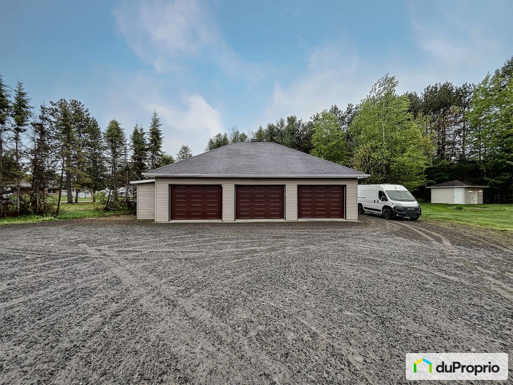 $950,000 - Triplex for sale in St-Boniface — photo 2