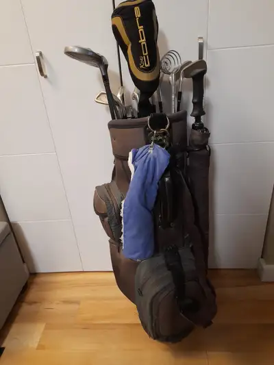 MacGregor bag, King Cobra seniors graphite shaft irons - 4 to PW, W gap & sand. wedge. 440 driver. 3...