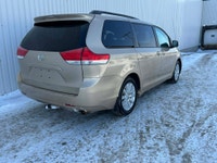 2011 TOYOTA SIENNA LE 3.5L V6 AWD - 7 PASSAGERS —- FINANCEMENT MAISON DISPONIBLE AVEC ACOMPTE DE 4,2... (image 7)