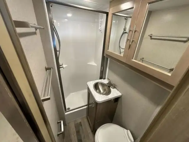 2022 Adventurer LP Class C Adventurer 23RB in RVs & Motorhomes in Prince George - Image 11