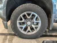 Welcome to Mann-Northway Auto Source. The 2017 GMC Canyon 4WD SLE in Gray is engineered for both rob... (image 9)