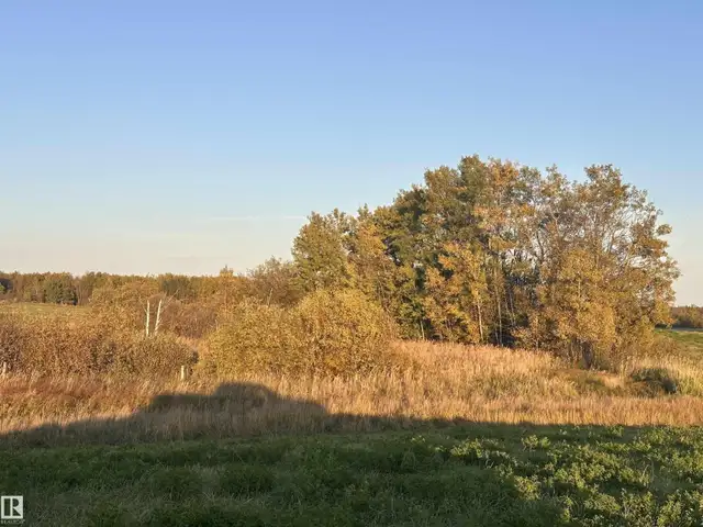 Range Road 225 @ township 612 Rural Thorhild County, Alberta in Land for Sale in Edmonton - Image 39