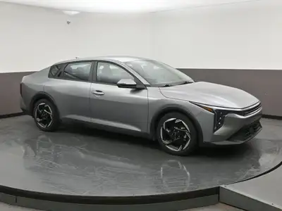 Just arrived and fully KIA Certified this K4 EX features a complete power convenience package, heate...