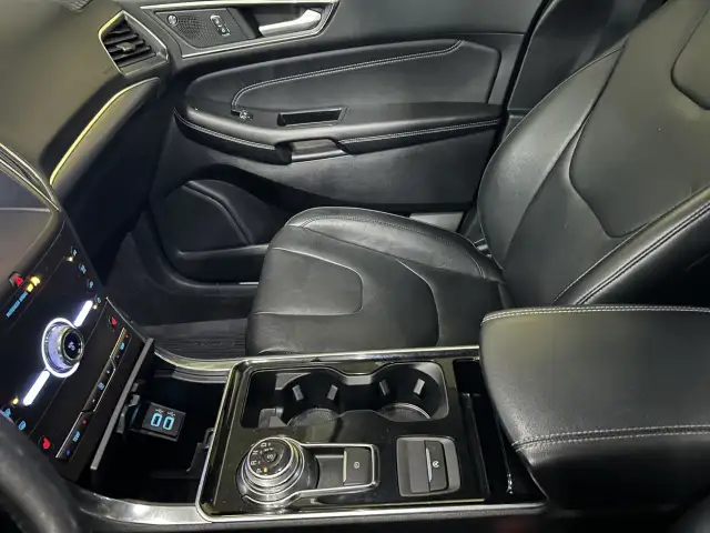2020 Ford Edge Titanium4089094903699968012