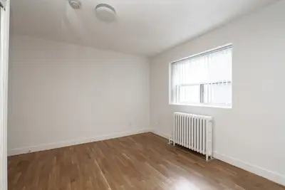 renovated bachelor, Church and Wellesley - ID 3179, View more