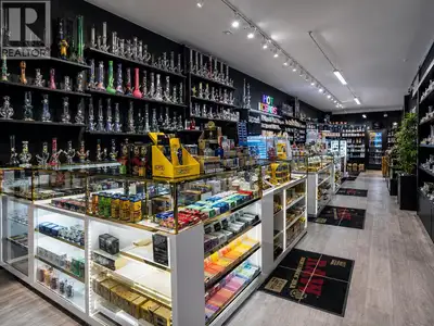 PRICE INCLUDES ALL ASSETS & INVENTORY!! Vape Shop & Convenience Store in Kitsilano, Vancouver. Poten...