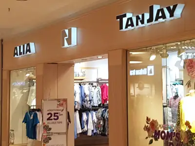 LADIES NYGARD / ALFRED DUNNER / TAN J COLLECTION, View more