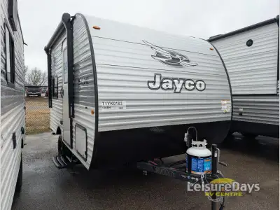 Jayco Jay Flight SLX travel trailer 130BH Sport Edition highlights: Front 54in.in. x 74in.in. Bed 8'...