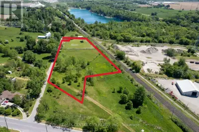 Great opportunity to purchase a 4.95 acre lot on the edge of Ingersoll! This parcel is located on a...