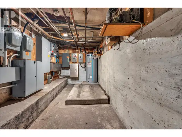 333 Main Street Penticton, British Columbia in Commercial & Office Space for Sale in Penticton - Image 26