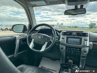 This *2018 Toyota 4Runner* is known for its legendary reliability and true body-on-frame capability.... (image 9)