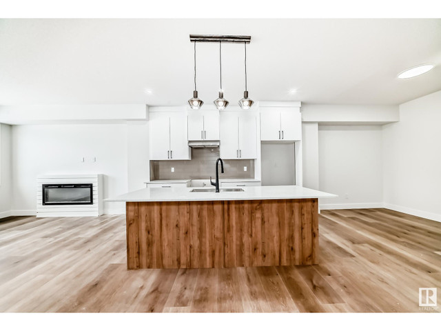 5028 67 ST Beaumont, Alberta in Houses for Sale in Edmonton - Image 4