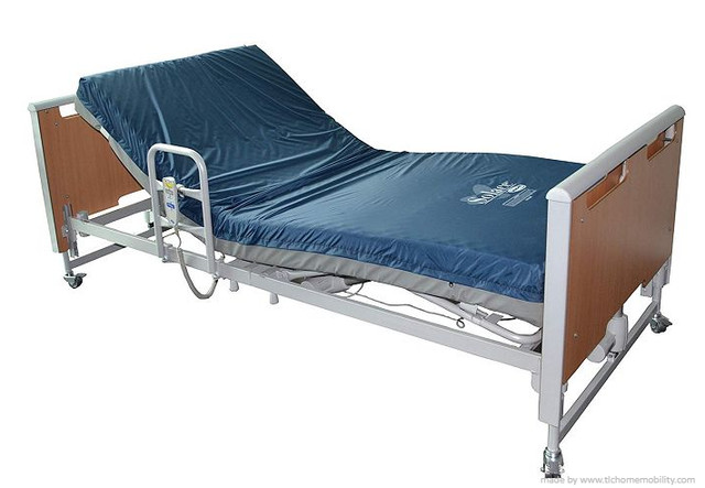 Hospital Bed Rental from $130/month in Health & Special Needs in Oshawa / Durham Region - Image 2
