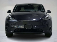 This 2024 Tesla Model Y Long Range | Autopilot | Dual Motor is a local Ontario vehicle with a clean... (image 6)