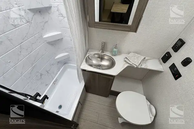 2026 VENTURE RV SONIC LITE 169VRK in Travel Trailers & Campers in Calgary - Image 28