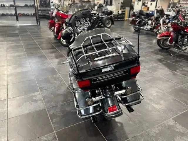 2008 Harley-Davidson Electra Glide Ultra Classic in Street, Cruisers & Choppers in Sudbury - Image 6