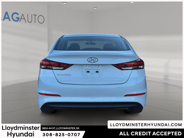 2017 Hyundai Elantra in Cars & Trucks in Lloydminster - Image 3