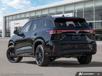 This Volkswagen Tiguan has a trusty Intercooled Turbo Regular Unleaded I-4 2.0 L/121 engine powering... (image 5)