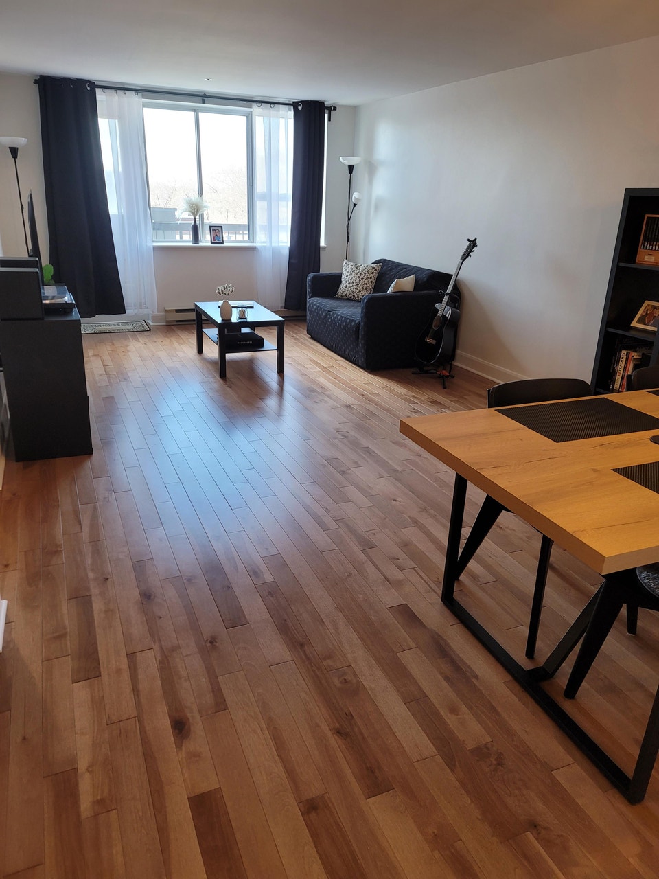 Mois Gratuit-Free Month 3-1/2 & 4-1/2  Côte-Saint-Luc/Cavendish 2